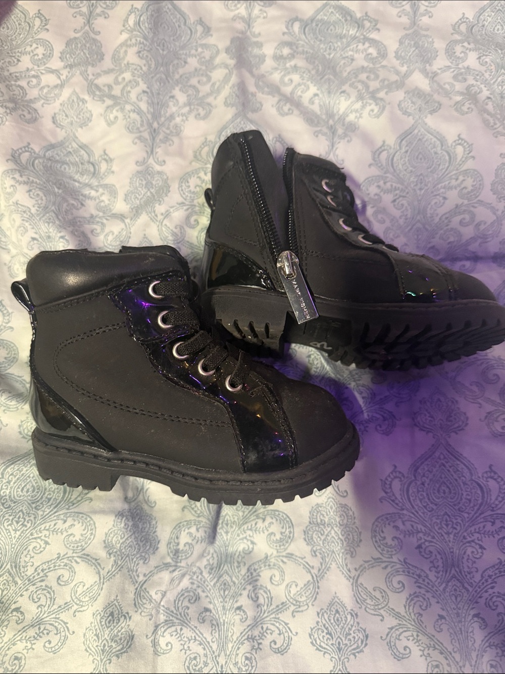 Kids/toddler Black Lace-Up Ankle Boots with Padded Collar